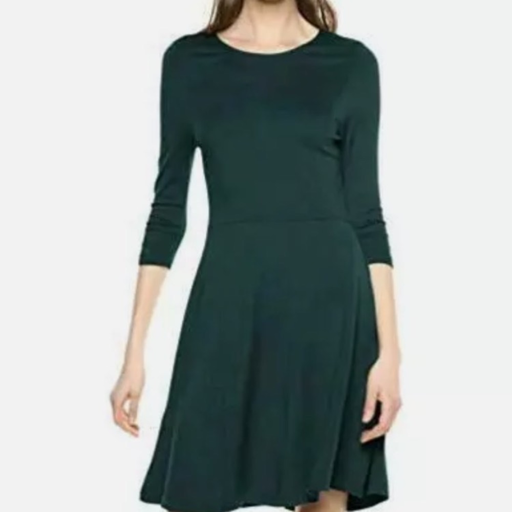 Lark & Ro Dress